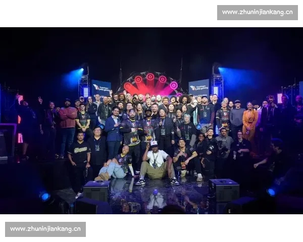 英雄联盟全球电竞盛典见证巅峰对决燃起玩家热血共创荣耀时刻 英雄联盟全球电竞盛典见证巅峰对决燃起玩家热血共创荣耀时刻