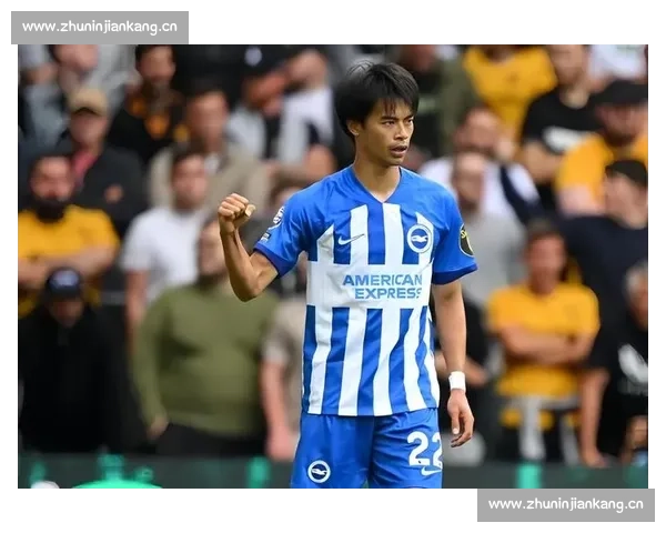 三笘薰脚后跟神作：转身瞬间撕碎防守