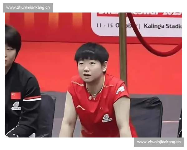 孙颖莎背部力量惊爆体坛!张煜东直播自叹不如:掰手腕我认输