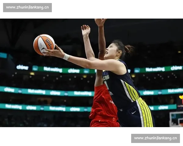 李月汝飞翼首秀闪耀！主帅盛赞内线核心，称其潜力未完全开发